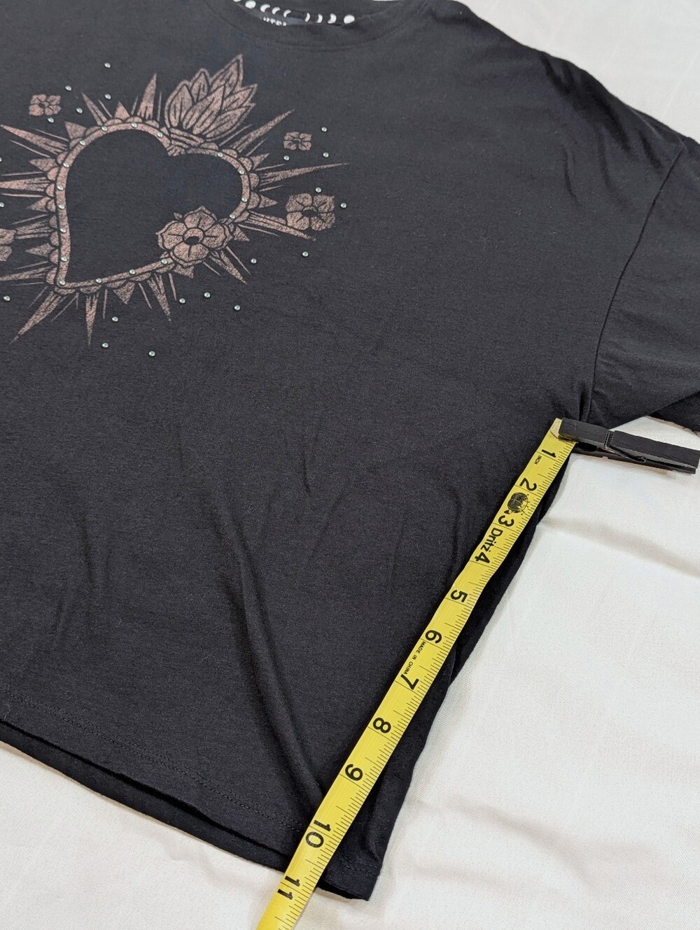 Torrid Nightfall Sacred Heart Crop Tee (Torrid 00) - Picture 6 of 8